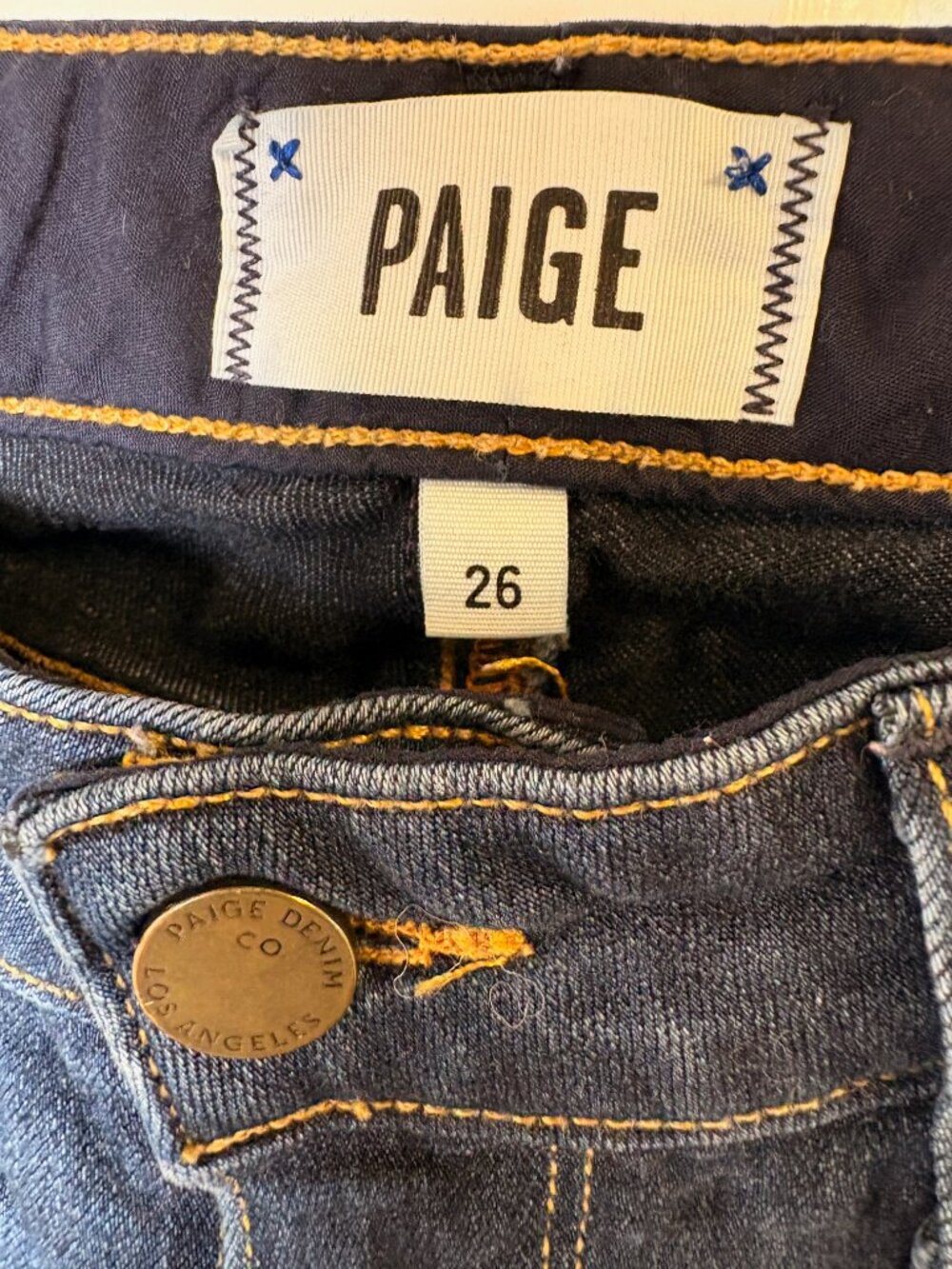 PAIGE Manhattan Armstrong Dark Wash Mid Rise Bootcut Jeans 32" Inseam Size 26 - Picture 4 of 11